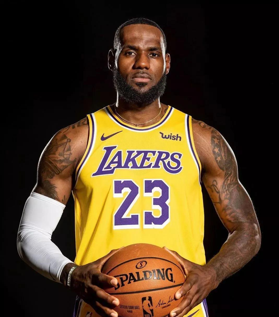 体育界巨星云集,展示超凡实力 体育界巨星云集,展示超凡实力