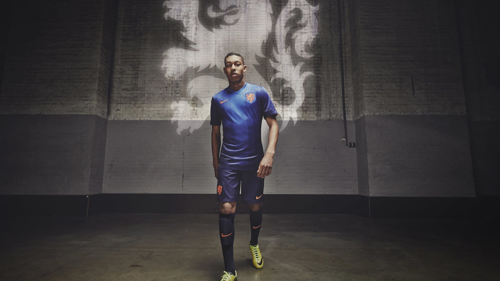 雷霆对阵爵士，范弗利特在焦点战中证明自己的价值