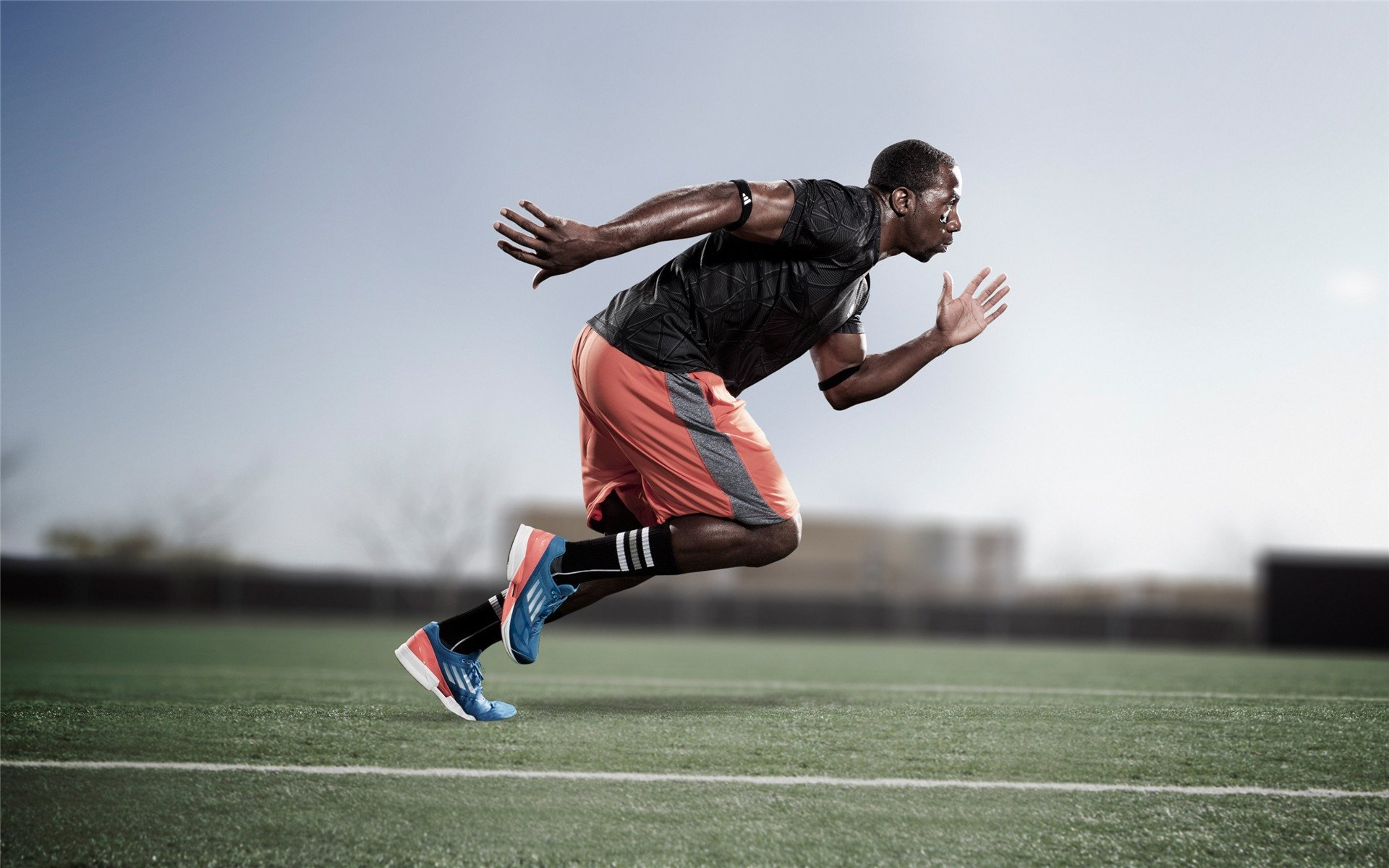 当足球的狂想照进篮球殿堂，苏格兰完胜几内亚，黄喜灿却在NBA总决赛接管比赛