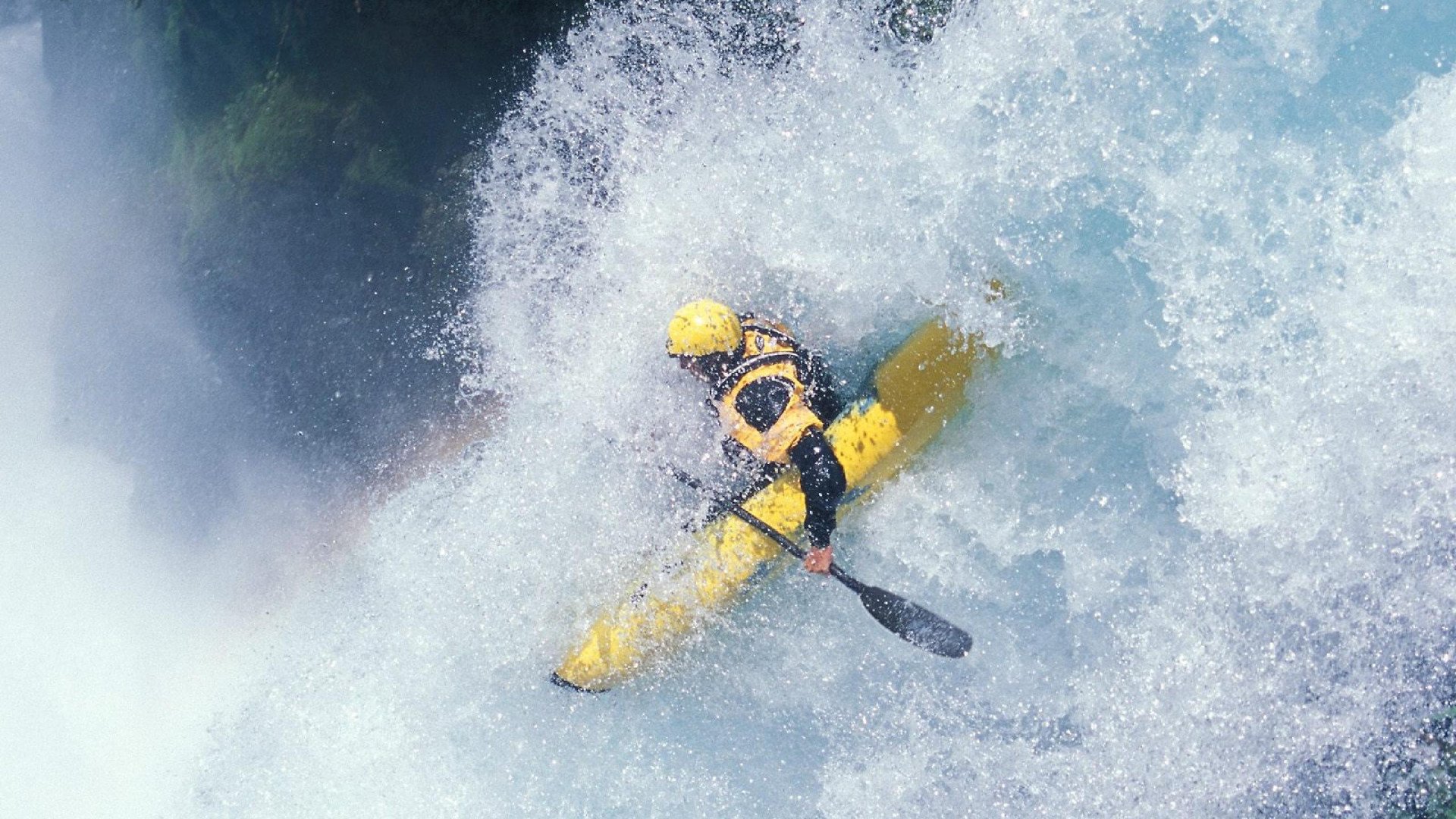 巴格达的月光与马德里的救赎，特奥如何跨越战场与绿茵场完成自我救赎